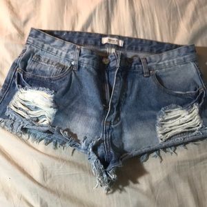 Distressed Blue Denim Forever 21 Shorts Size 29